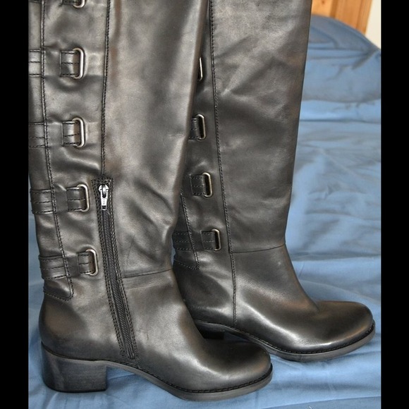 Arturo Chiang Boots - Picture 4 of 4
