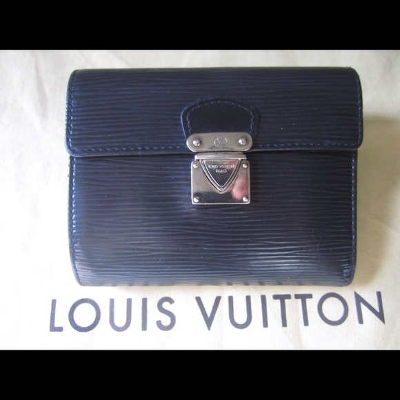 Louis Vuitton Clutches & Wallets - Authentic Louis Vuitton Epi Koala Trifold Wallet