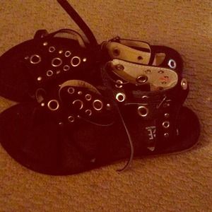 Black gladiator sandals