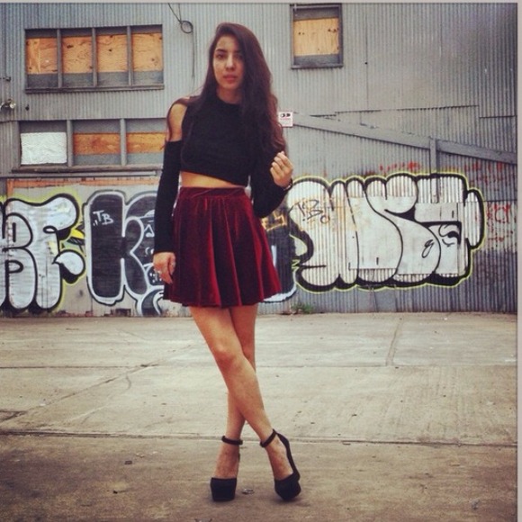 Merlot velvety skater skirt - Picture 2 of 4