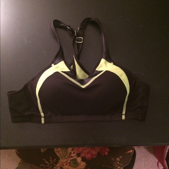 Black and green rebook sports bra