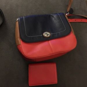 ❗️MUST GO❗Coach purse & wallet... 2 for 1!