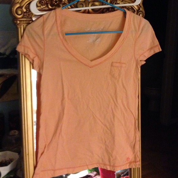Bundle 2 v necks