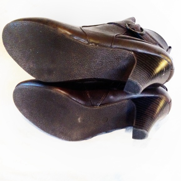 Madden Girl Side Zip Booties - Picture 4 of 4
