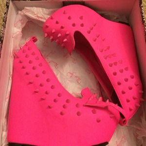 Neon pink Privileged wedge heels