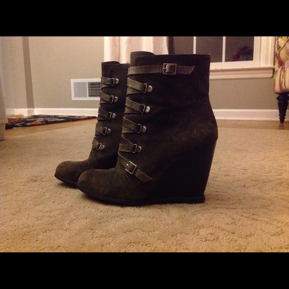 BCBGeneration suede olive green wedge bootie