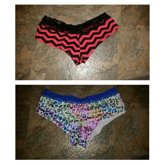 Bundle of 4 Panties !