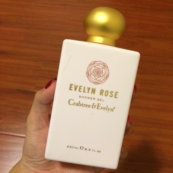 Crabtree & evelyn! Evelyn rose shower gel