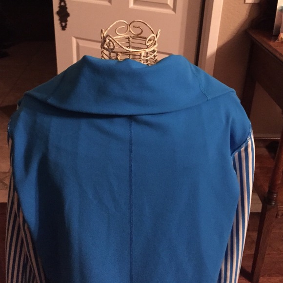 Lululemon jacket - Picture 4 of 4