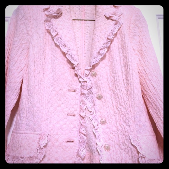 Teri Jon pink lace trimmed suit! Ladies size 4