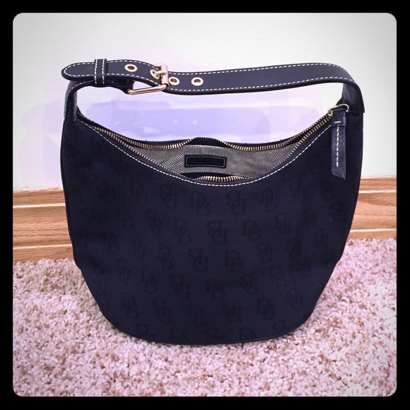 Dooney & Bourke bucket bag