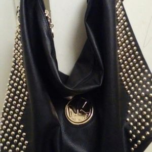 Sold!!!!!!!!!!!!Michael kors handbag
