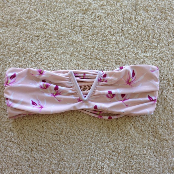 SOLD! acacia swimwear island orchid ohia top