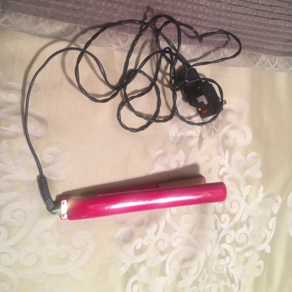 A Pink Chi straightener in good condition!