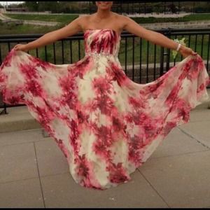 2013 floral Dave and Johnny prom dress