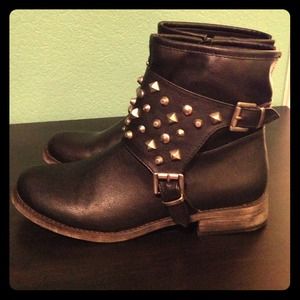 Breckelle's Moto Boots