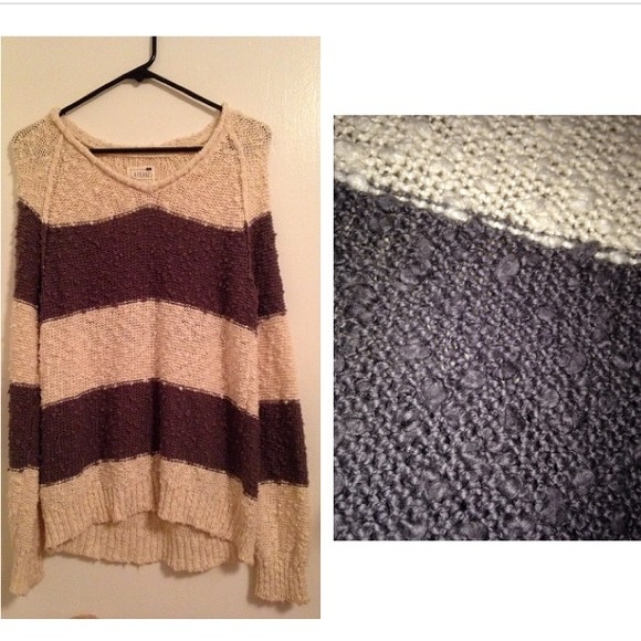 Big comfy sweater; perfect for winter💞
