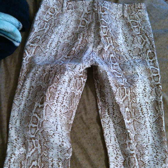 Jeans - Picture 3 of 3