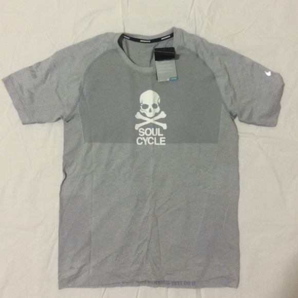 Nike Other - Men's nike NWT size M