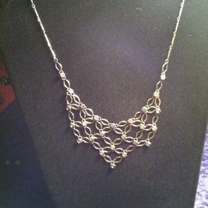 Lacey necklace