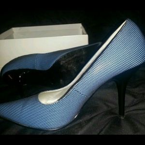 Size 10 Bakers pumps