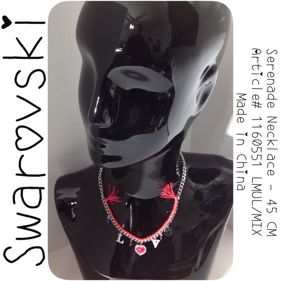 💓 Swarovski Crystal Serenade LOVE Necklace - Picture 2 of 4