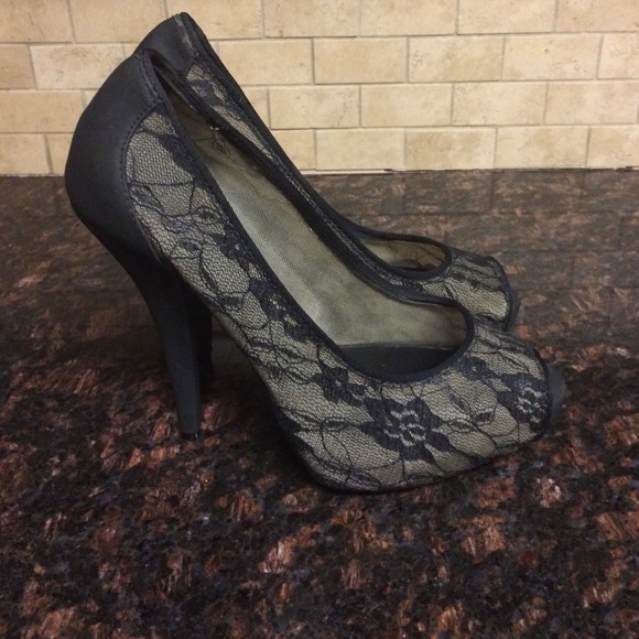 Bershka Black Lace Peep Toe Heels - Picture 2 of 4