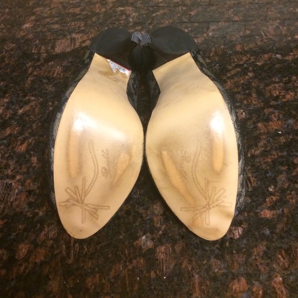 Bershka Black Lace Peep Toe Heels - Picture 4 of 4