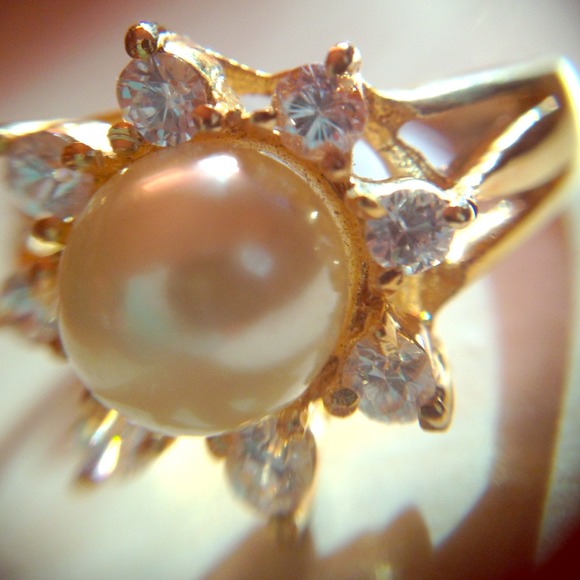 Size 8 Vintage Ring! 💍 - Picture 1 of 3