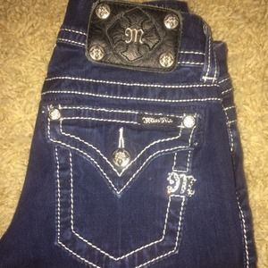 Women's dark wash miss me jeans