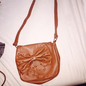 🎀Small brown clutch with bow