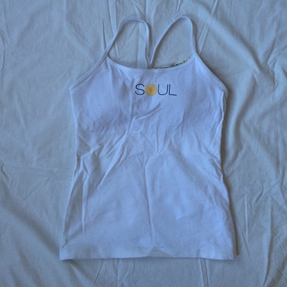 lululemon athletica Tops - Lululemon brand new white tank w built in bra
