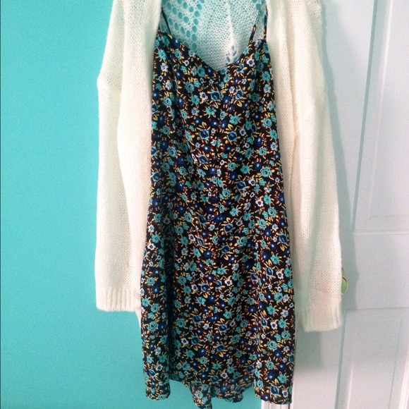 Volcom blue and green flower dress - Picture 2 of 6