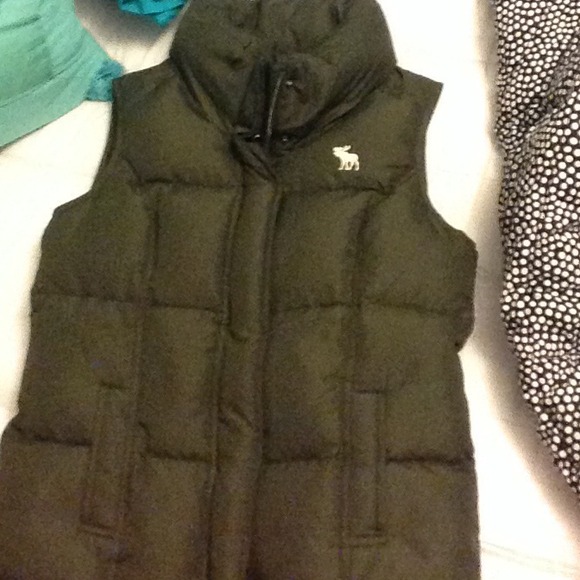 Abercrombie puffy vest