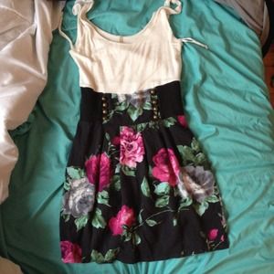 Floral print white base dress