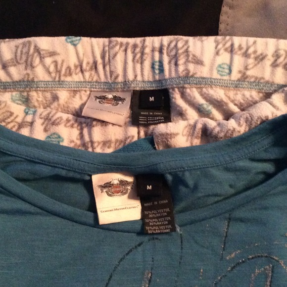 🚫BUNDLED🚫Women's Harley Davidson Pajama Set - Picture 3 of 3