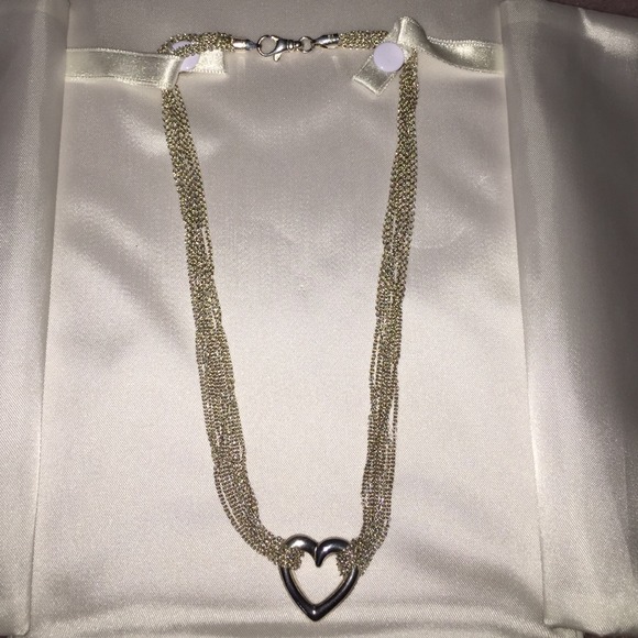 Beautiful sterling silver heart necklace