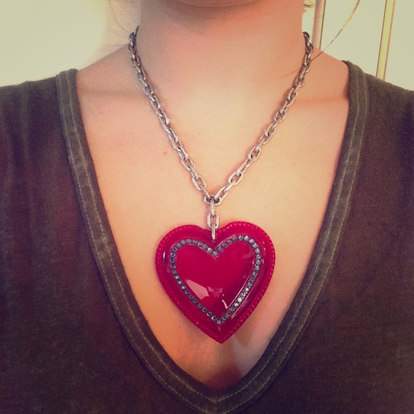 Authentic Tarina Tarantino heart necklace