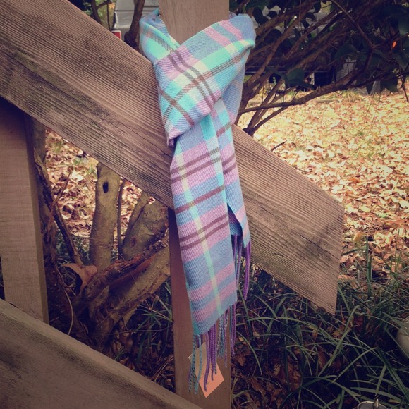PRICE FIRM !!!! 100%Cashmere scarf