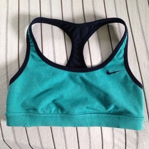 (BUNDLED) Nike reversible sports bra NWOT