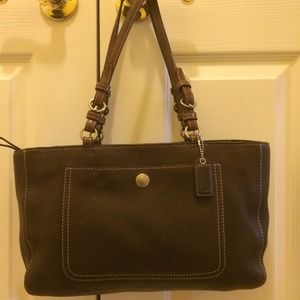 Reserved for @celine1411 Coach brown leather bag