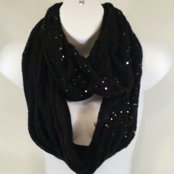 Evening Infinity Scarf Black Sequence