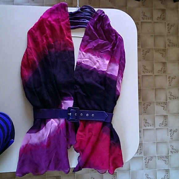 Stunning Bebe top!!