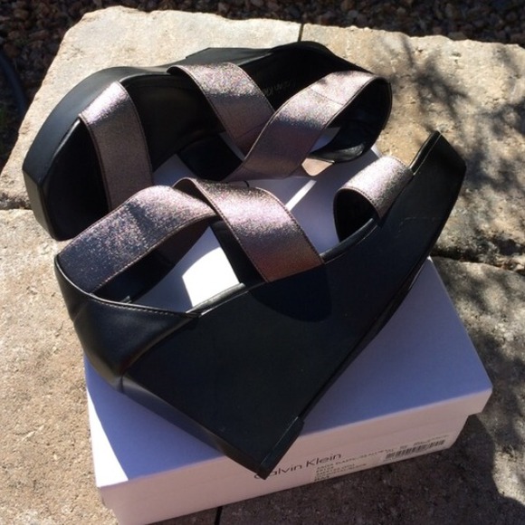 CALVIN KLEIN Gunmetal/Black Elastic Strap Platform - Picture 4 of 4