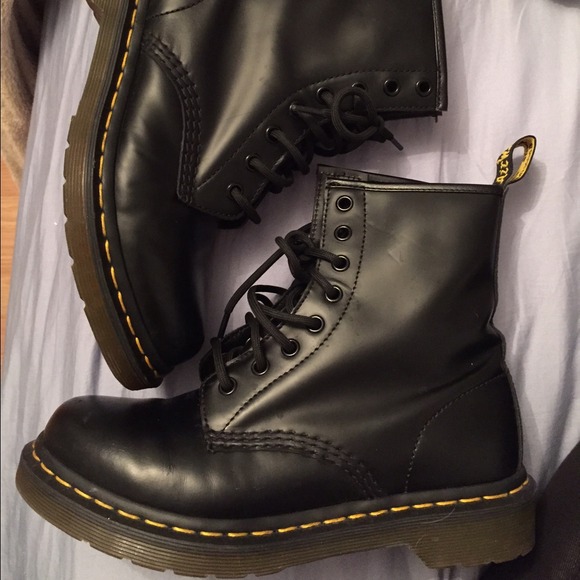 Black Dr. Marten's 1460 Boot