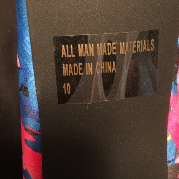 NWOT Charlotte Russe Pumps! Size 10 never worn - Picture 2 of 3