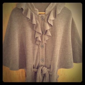GAP Belted Cape