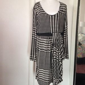 Black and cream houndstooth dress