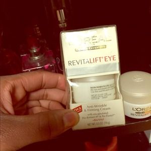 2 for 1 Anti wrinkling and firming cream L'oréal.