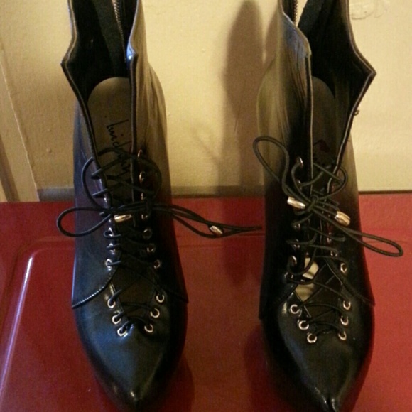 Black booties - Picture 3 of 3